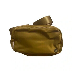 Lululemon Everywhere Burnt Caramel Belt Bag
